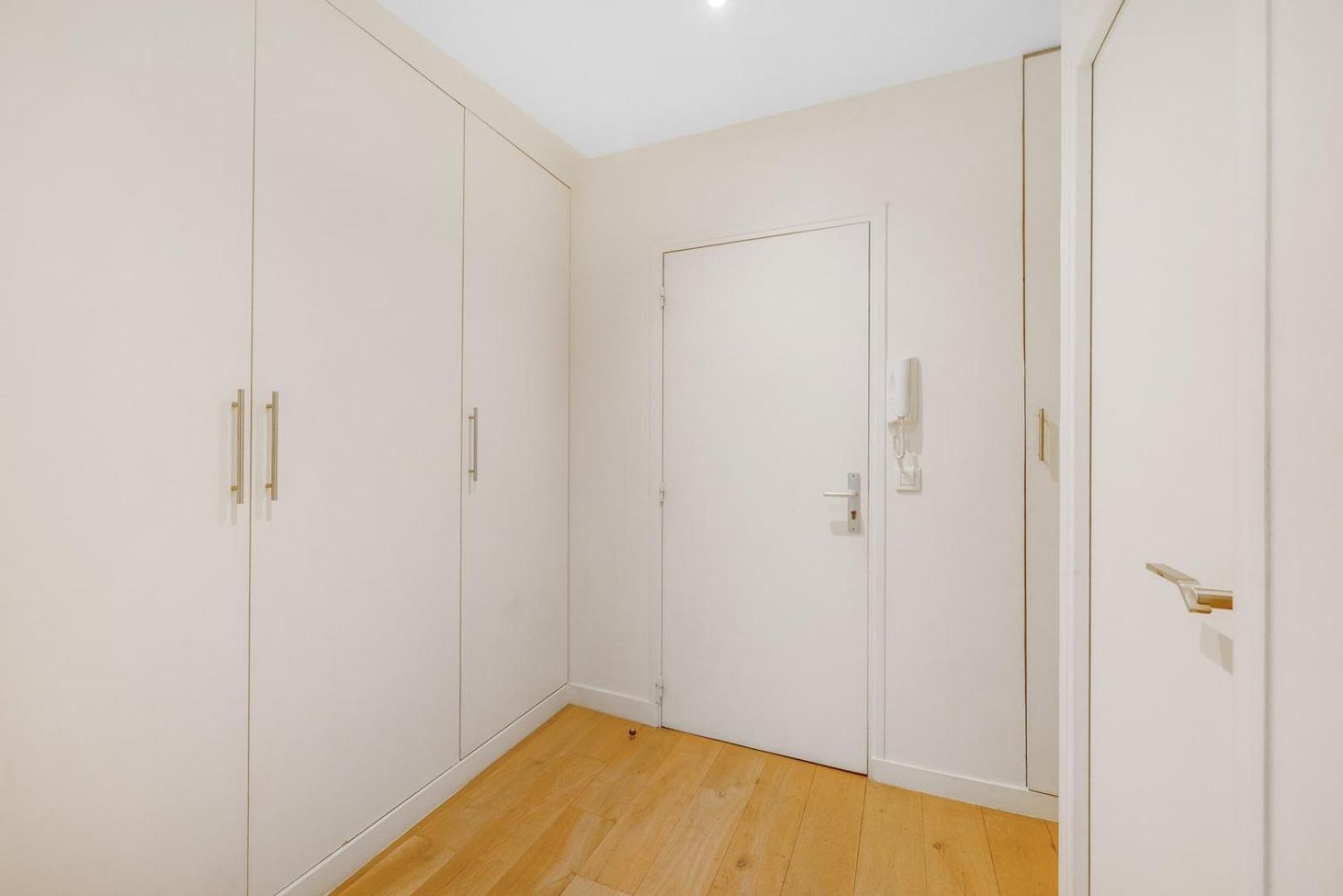 Hot District Faubourg Saint-denis Apartment