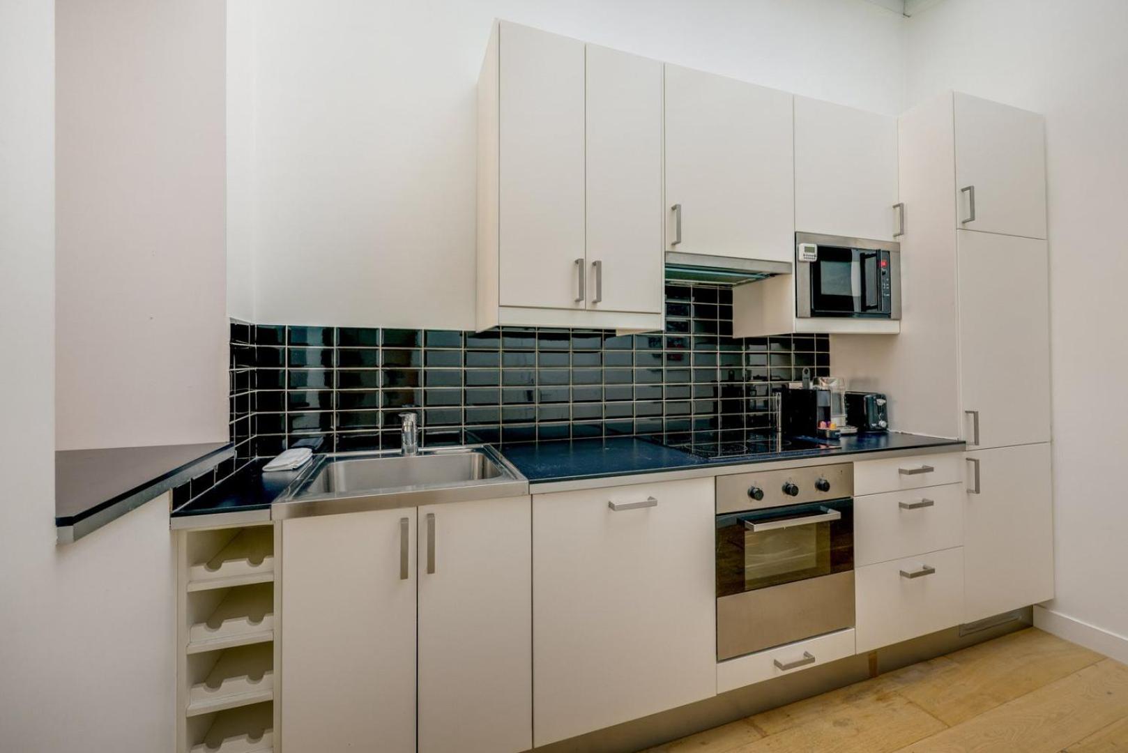 Hot District Faubourg Saint-denis Apartment